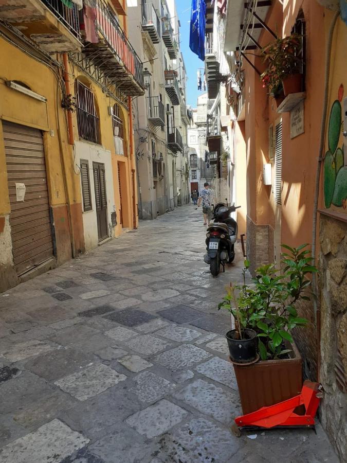 Casa Vacanza Mercato Ballaro' Palermo Buitenkant foto